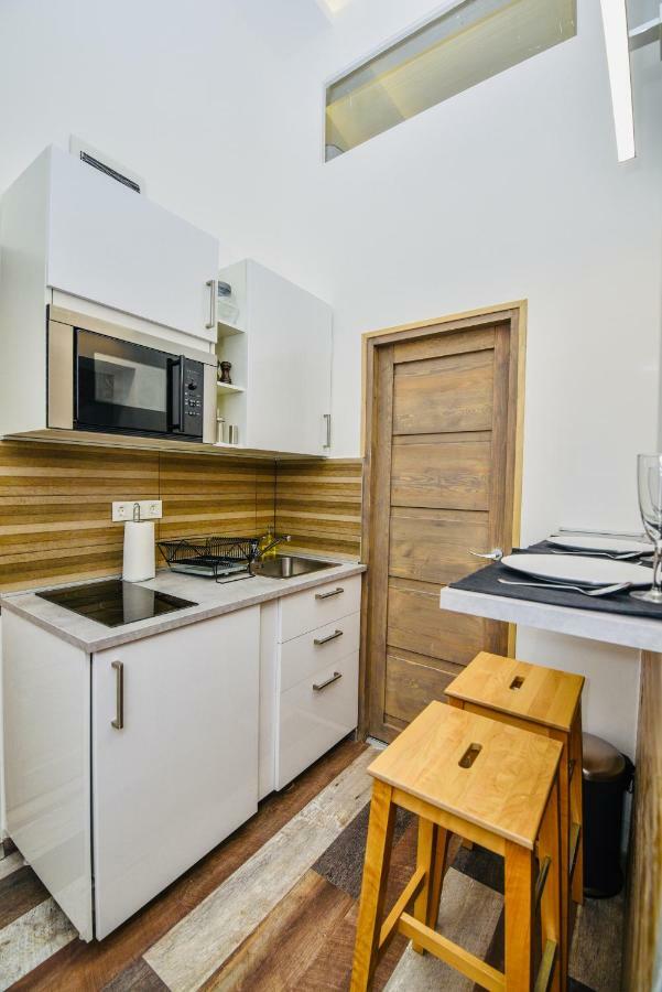 Heart Apartment With Free Private Parking 부다페스트 외부 사진