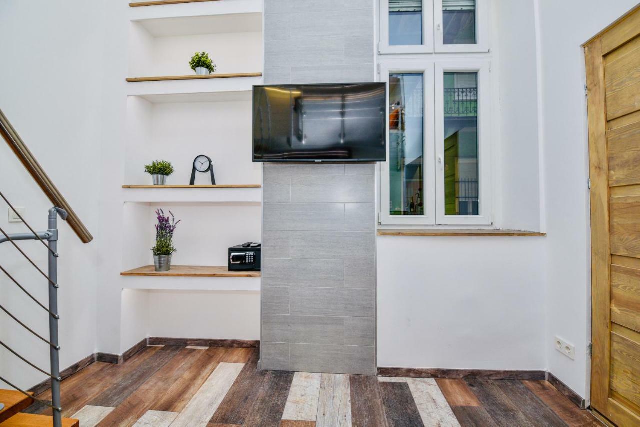 Heart Apartment With Free Private Parking 부다페스트 외부 사진